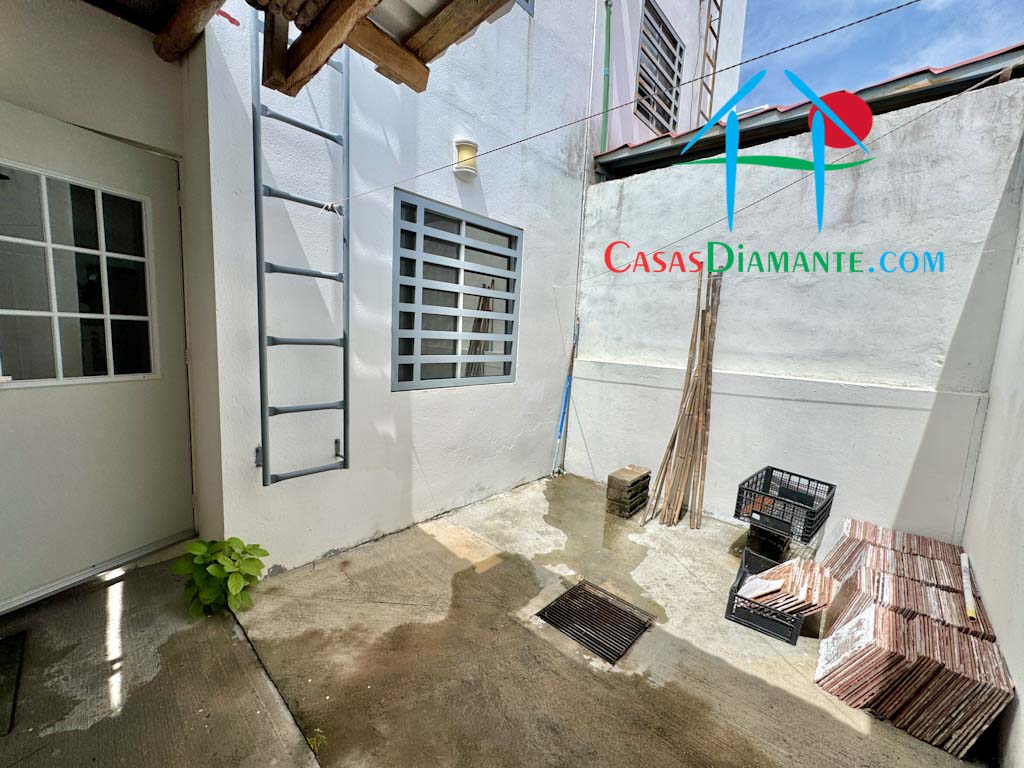 Puerta al Sol Puerto Vallarta Casa 11A - Patio de servicio 2